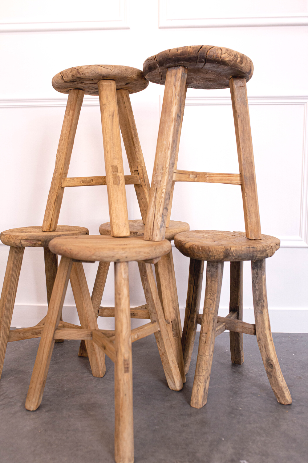 Vintage Elm Wood Round Stool - Luxe B Co